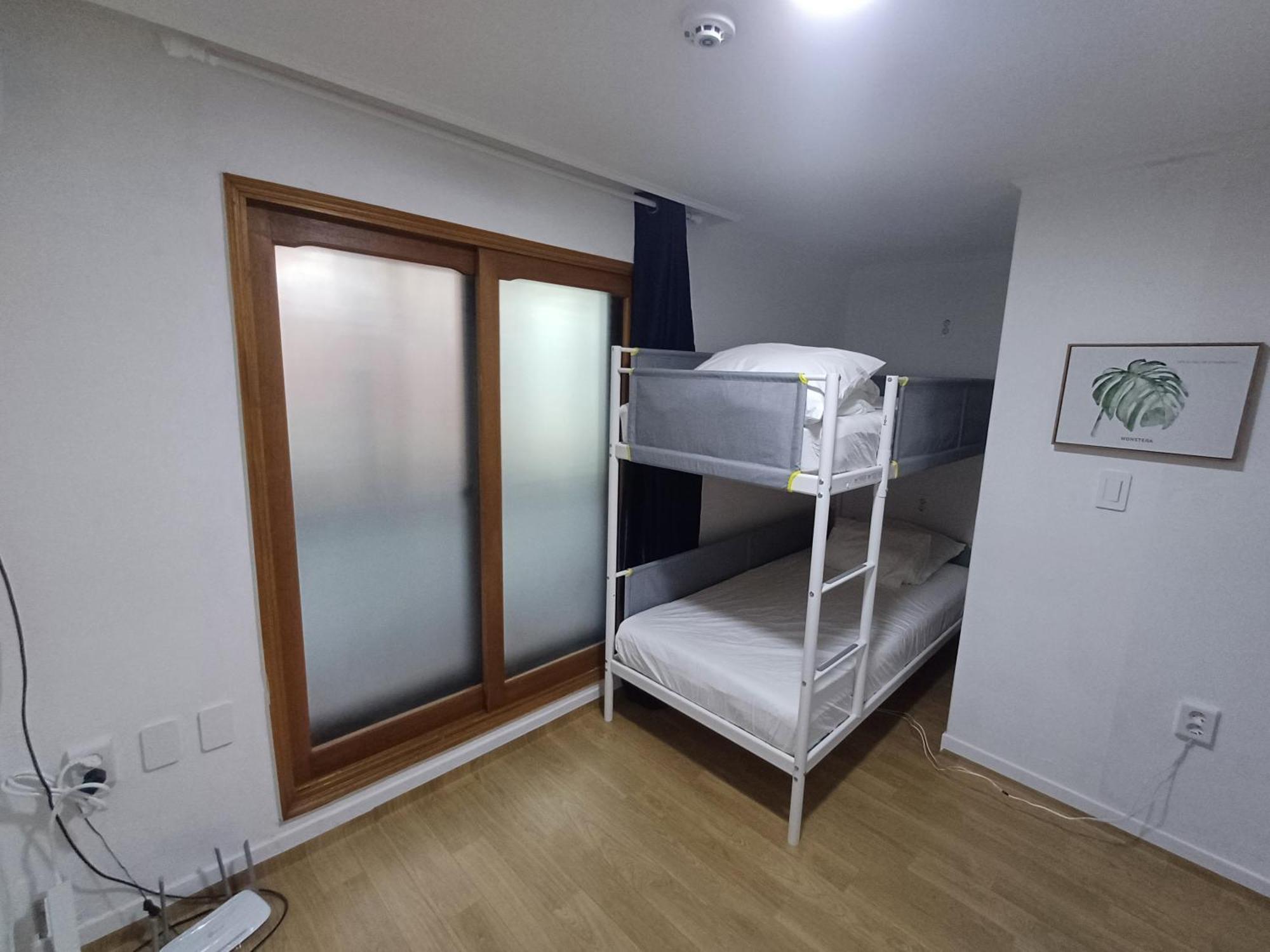 Ocean'S Guesthouse - Foreigners Only Seoul Eksteriør billede