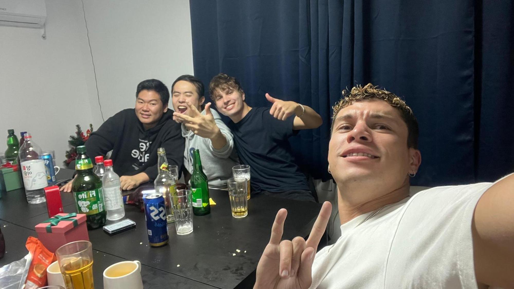 Ocean'S Guesthouse - Foreigners Only Seoul Eksteriør billede